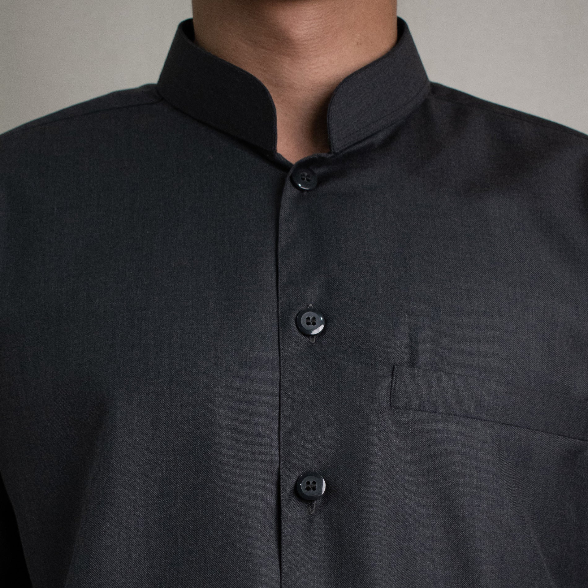 Qomar Cuff Semiwool Charcoal