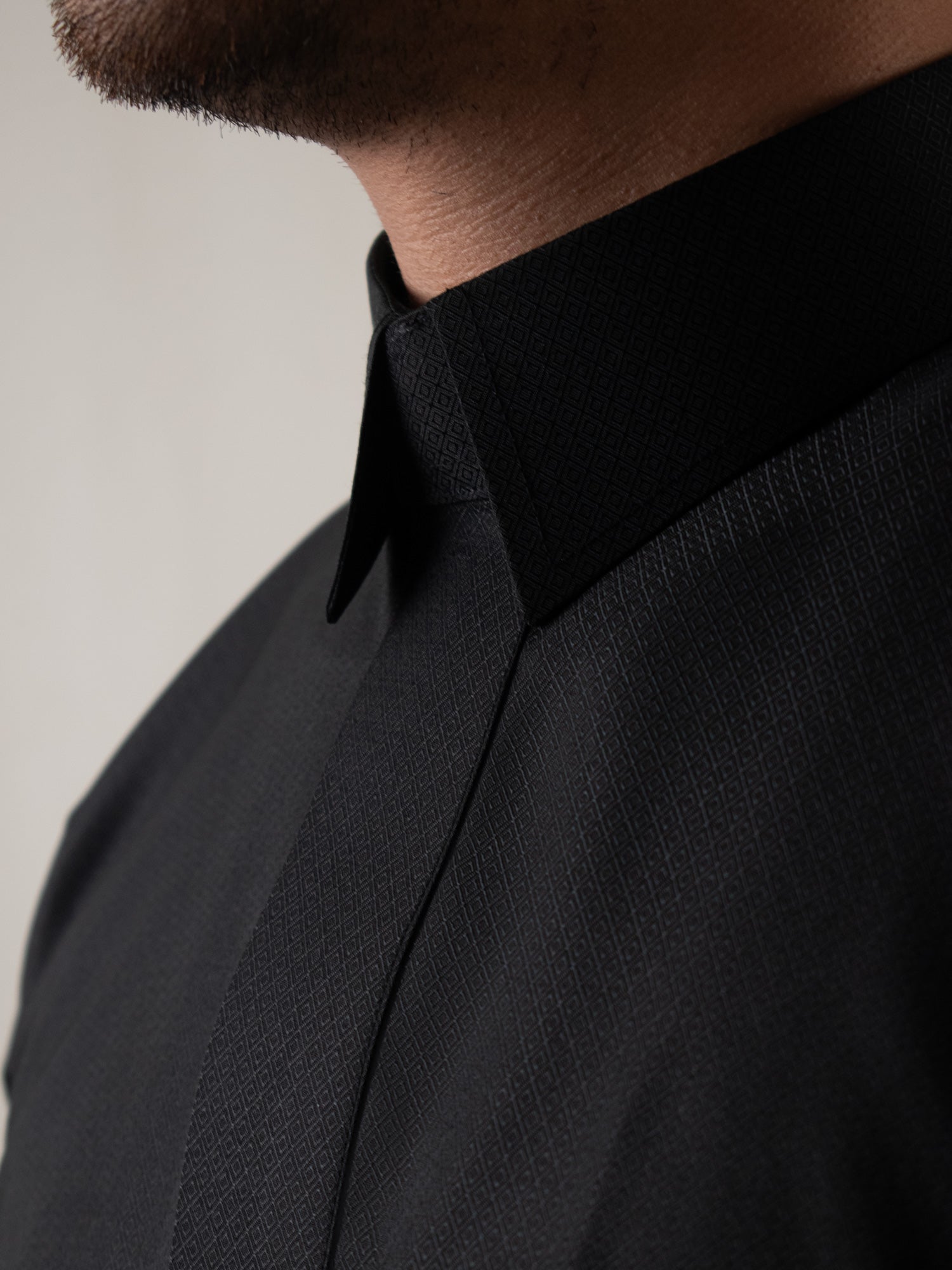 Fibonaccie Thobe Cotton Blend - Black Cuff