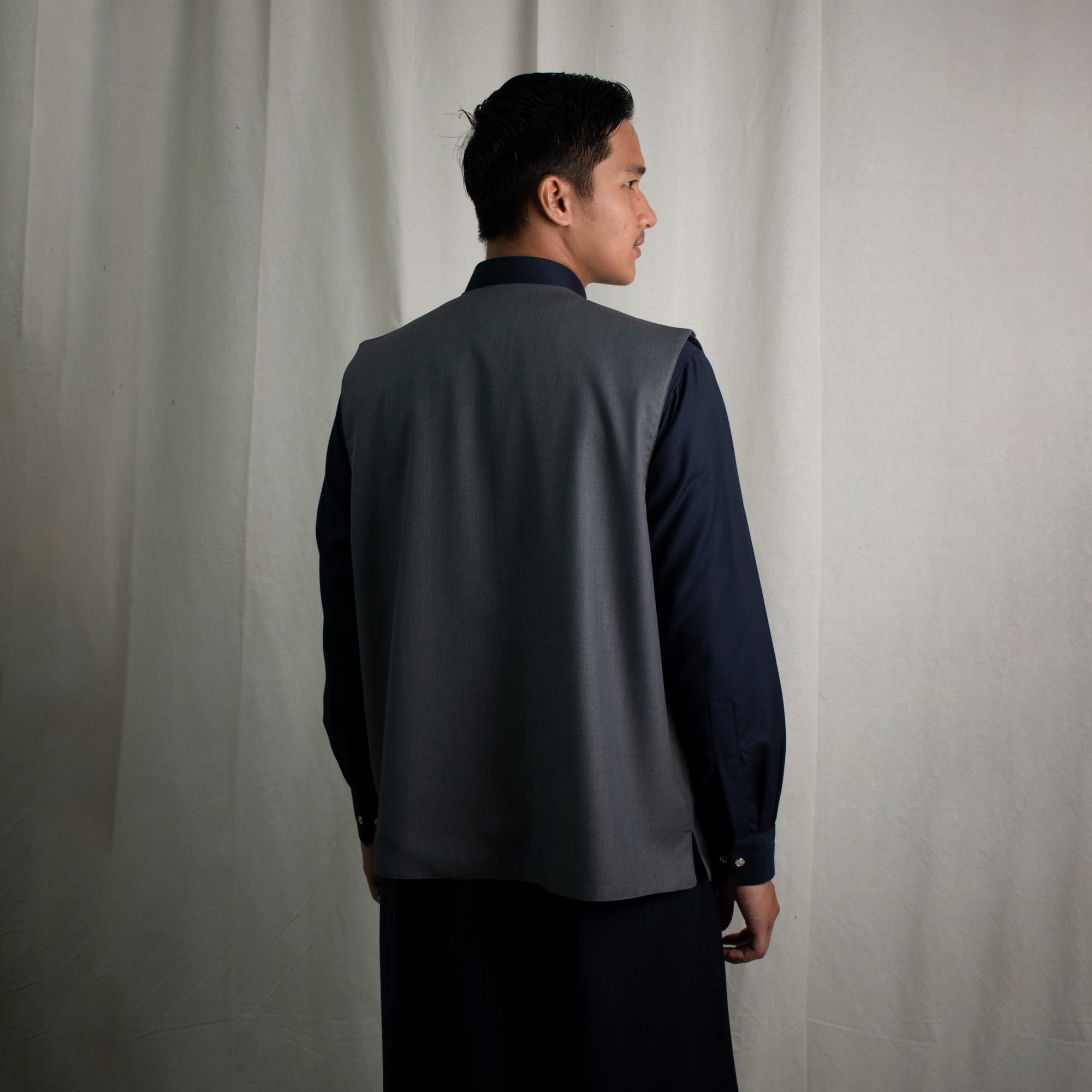 Vest Outer Collarless - Gray