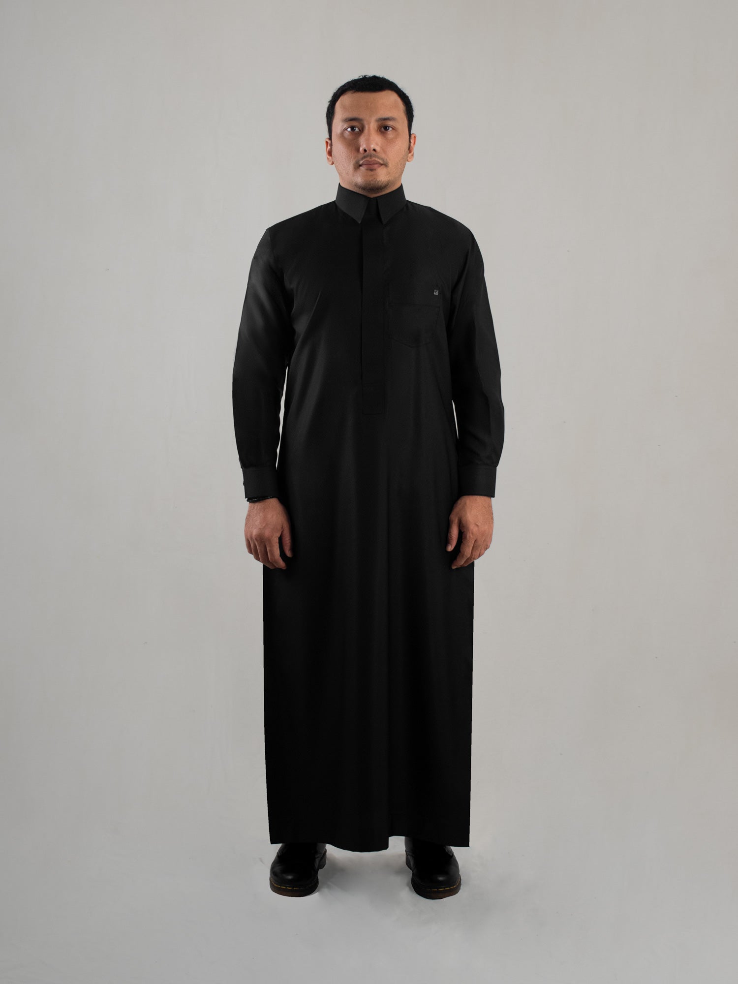 Fibonaccie Thobe Cotton Blend - Black Cuff